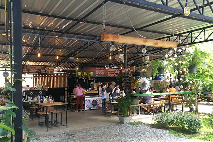 พัทยา 2 ครัวมะขาม ร้านอาหารที่อร่อยมาก