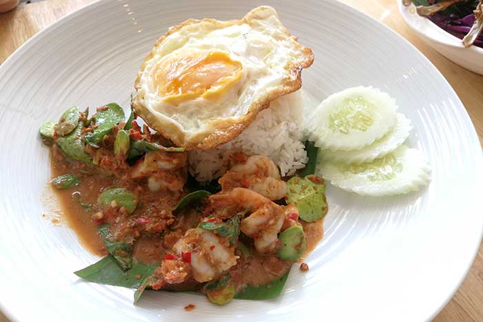 พัทยา 2 ครัวมะขาม ร้านอาหารที่อร่อยมาก