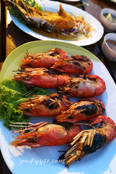 สวนน้ำพันท้ายนรสิงห์ 5 ครัวลุงญา