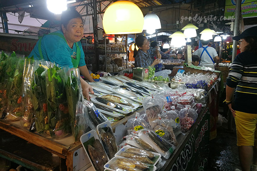 นครปฐม 2 ตลาดดอนหวาย