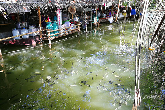 สวนน้ำพันท้ายนรสิงห์ 2 ตลาดริมคลองพ่อพันท้าย