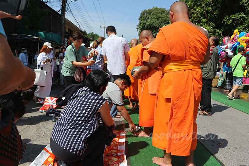 สระบุรี 1 - ตักบาตรดอกเข้าพรรษา