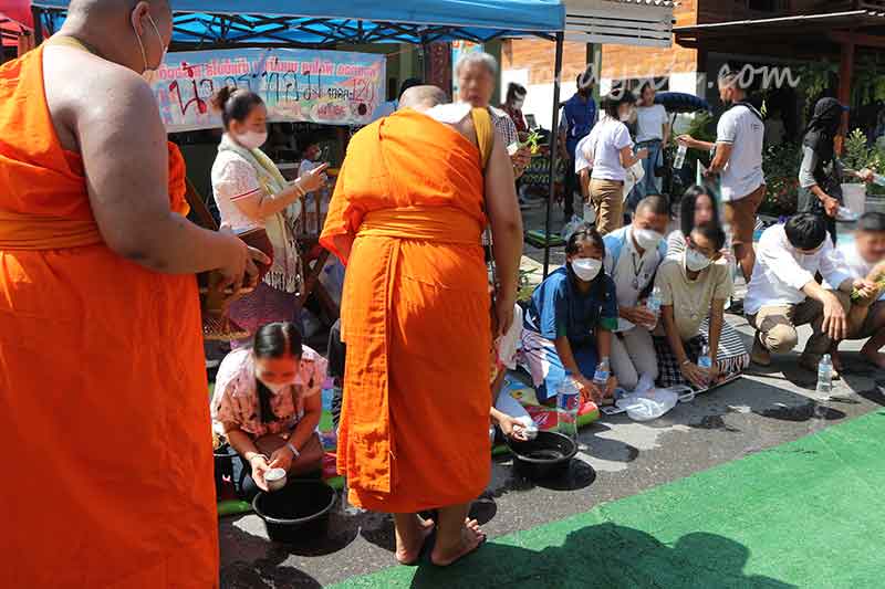 สระบุรี 1 - ตักบาตรดอกเข้าพรรษา