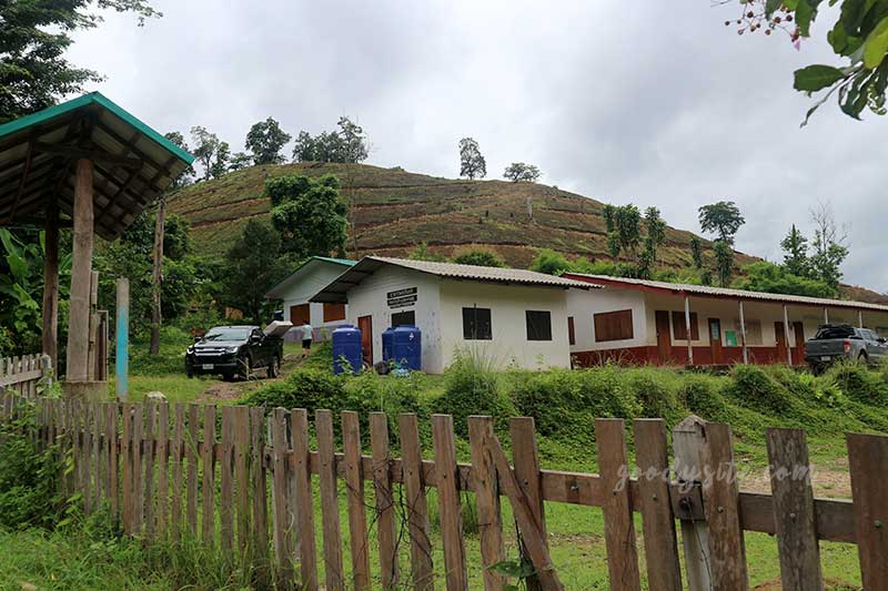 ตาก 1 โรงเรียนบ้านแม่ออกผารู ห้องเรียนสาขาทินึเด