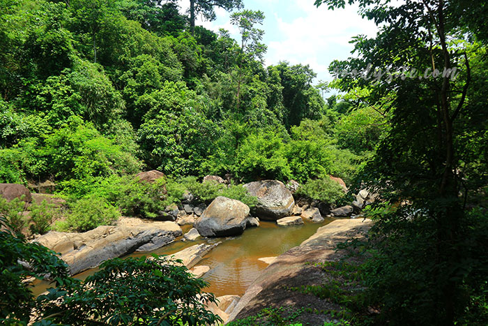 นครนายก 2 น้ำตกนางรอง