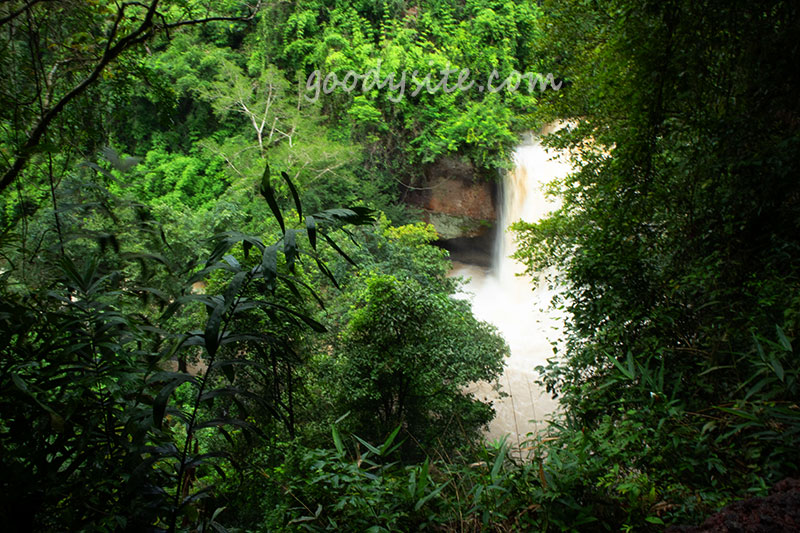 นครนายก 2 น้ำตกเหวสุวัต