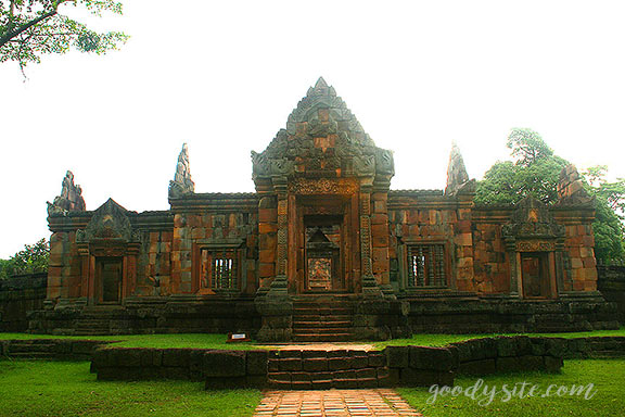 บุรีรัมย์ 14 ปราสามเมืองต่ำ อ. ประโคนชัย จ. บุรีรัมย์