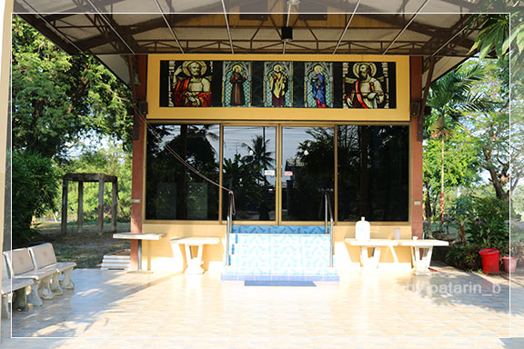 ภูลมโล 9 - วัดคาทอลิก นักบุญเปโตรท่าซุง
