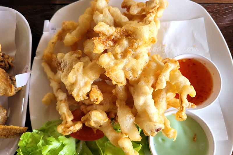 มองเทรอส์ คาเฟ่ แอนด์ ฟาร์ม (Montreux Cafe & Farm) อีกสักครั้ง