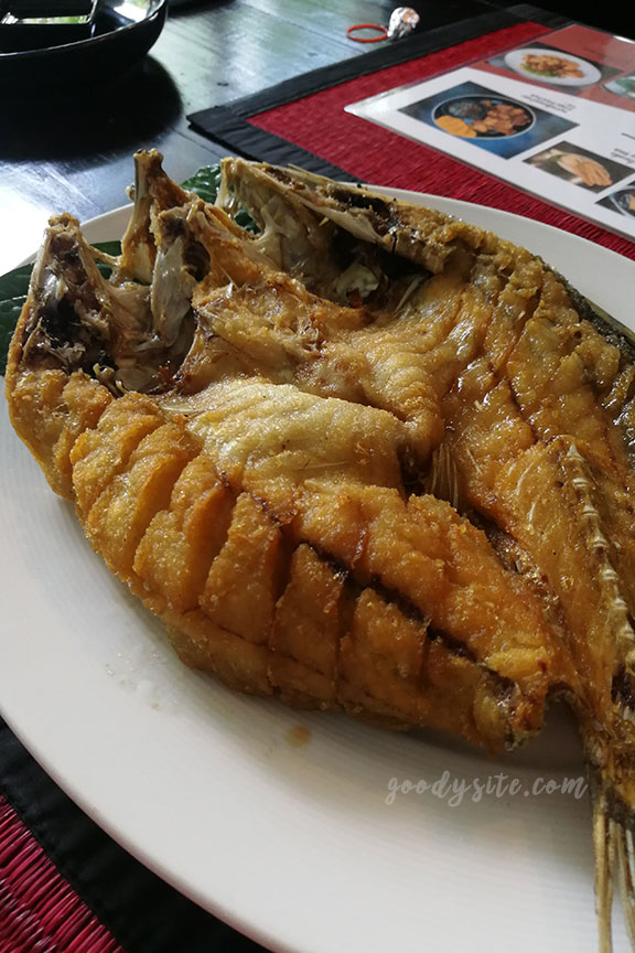 ร้านอาหาร เพลิน เพลิน Ploen Ploen Restaurant