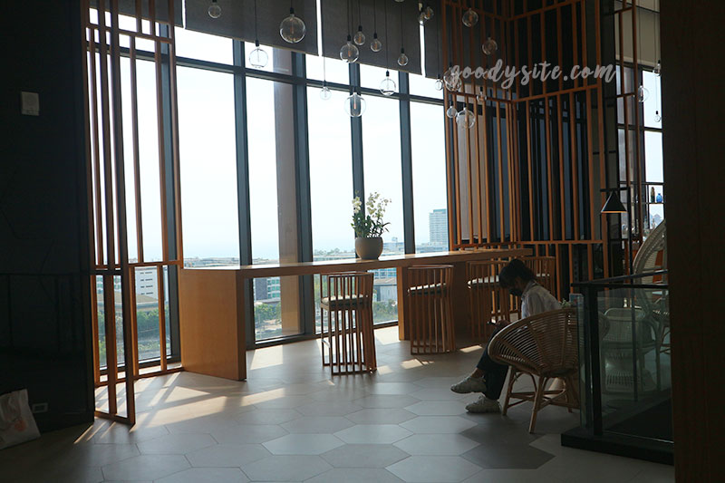 หัวหิน 1 โรงแรม ฮอลิเดย์ อินน์ วานา นาวา
