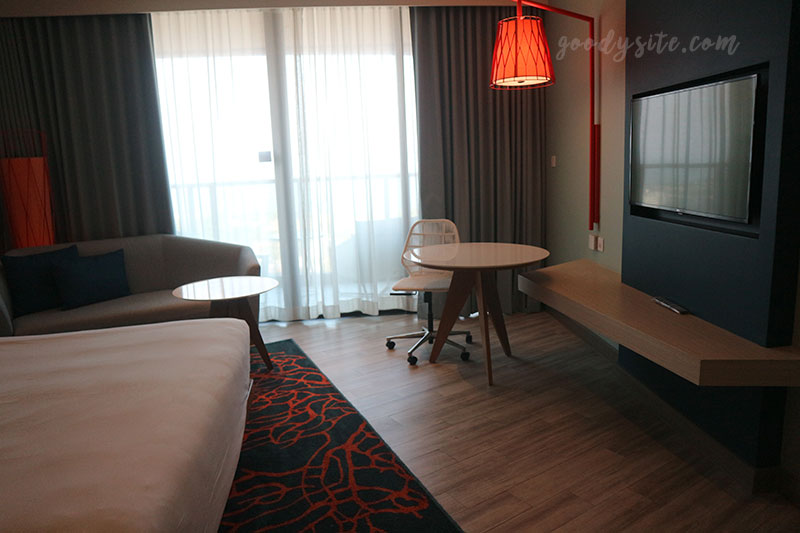 หัวหิน 1 โรงแรม ฮอลิเดย์ อินน์ วานา นาวา