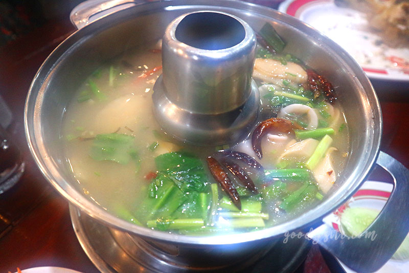 หัวหิน 3 ร้านอาหาร โอเอ็กซ์ซีฟู๊ด