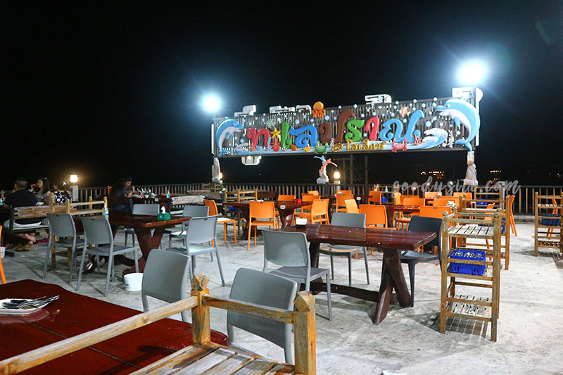 หัวหิน 3 ร้านอาหาร โอเอ็กซ์ซีฟู๊ด