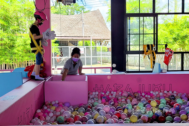 ฮาราจูกุ ไทยแลนด์ (Harajuku Thailand) สุวินทวงศ์ กรุงเทพฯ