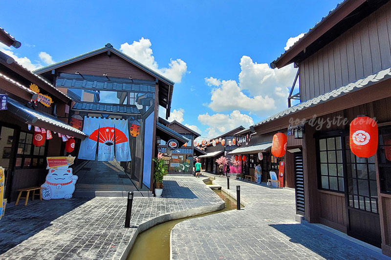 ฮาราจูกุ ไทยแลนด์ (Harajuku Thailand) สุวินทวงศ์ กรุงเทพฯ
