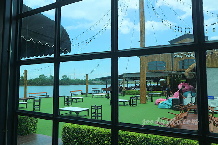 แปดริ้ว 3 ร้าน มีน้ำมีปลา