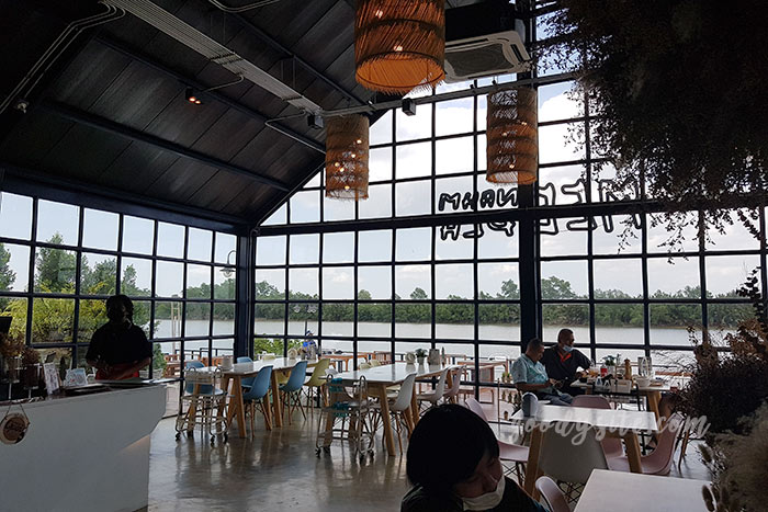 แปดริ้ว 3 ร้าน มีน้ำมีปลา