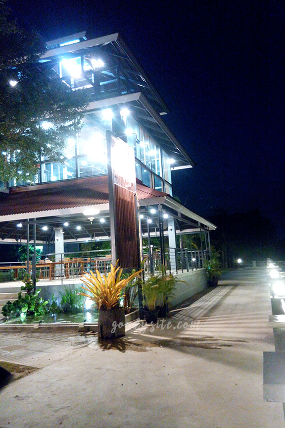 แปดริ้ว 5 ครัวอิ่มสุข @บ้านอยู่เป็นสุข แปดริ้ว