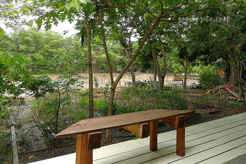 แปดริ้ว 1 ร้านอาหารเปียซิม การ์เด้น