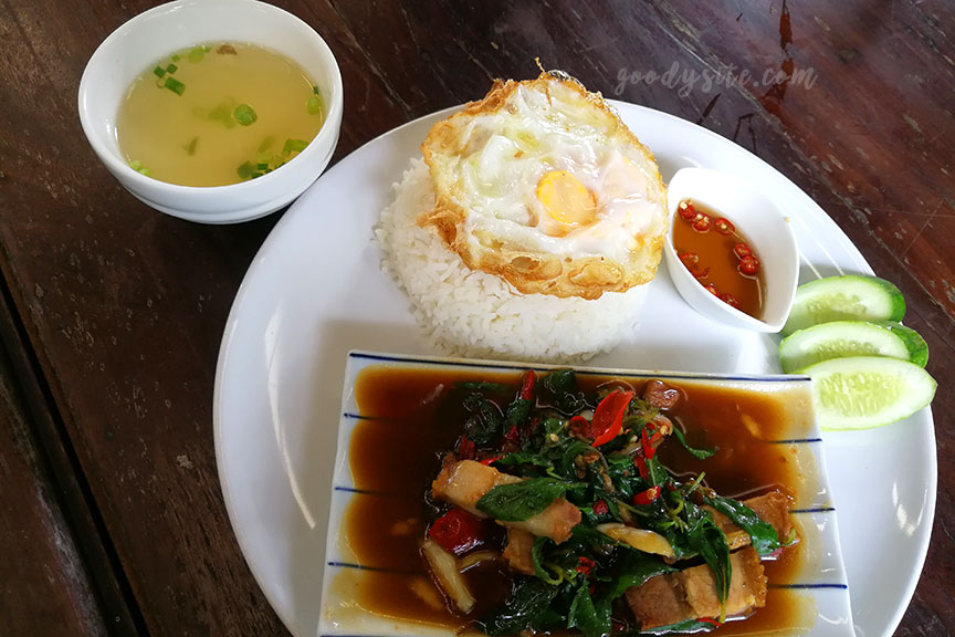 แปดริ้ว 1 ร้านอาหารเปียซิม การ์เด้น