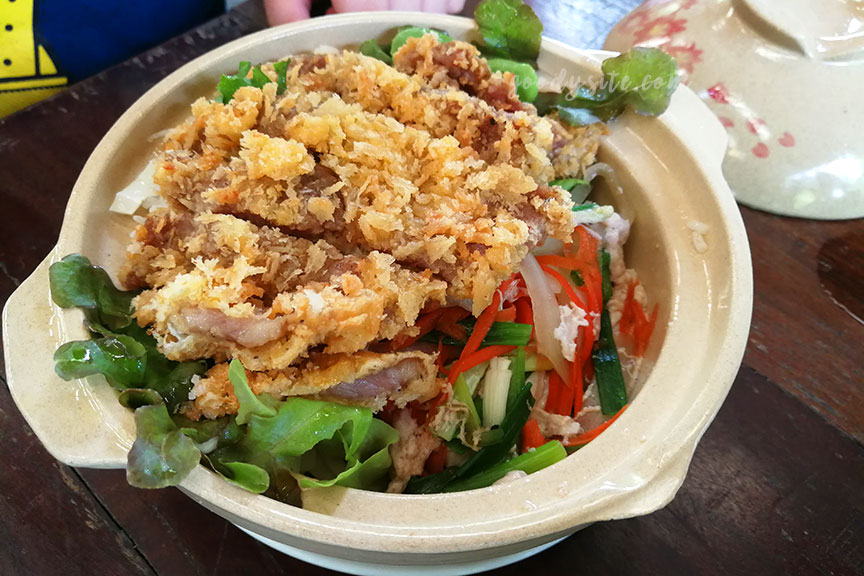 แปดริ้ว 1 ร้านอาหารเปียซิม การ์เด้น