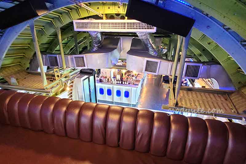 747 คาเฟ่ ลาดกระบัง