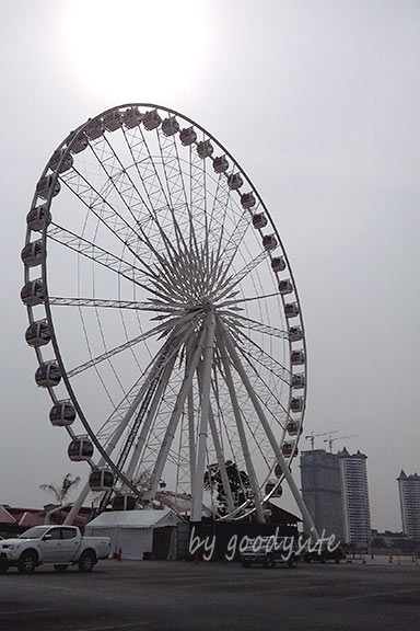 เอเชียทีค เดอะ ริเวอร์ฟร้อนท์