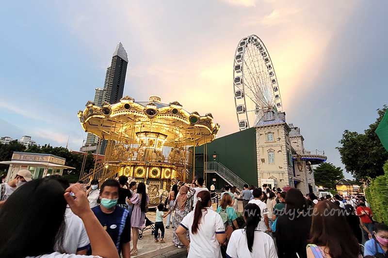 เอเชียทีค ที่เช็คอิน ชิลๆ ริมแม่น้ำเจ้าพระยา
