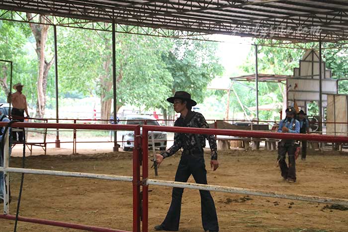 ฟาร์มโคนม สระบุรี 4 คาวบอย โชว์