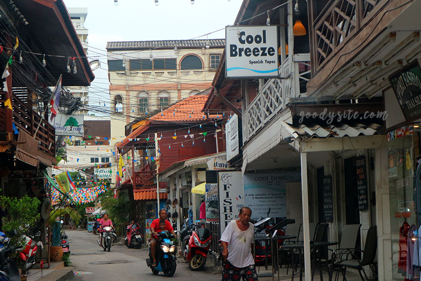 หัวหิน 3 ร้านอาหารแสงไทยซีฟู๊ด