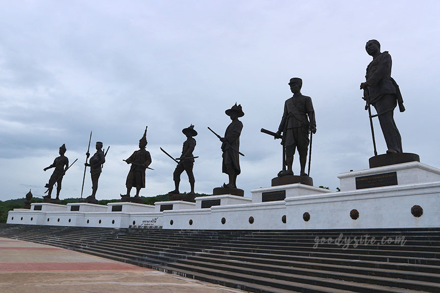 หัวหิน 5 อุทยานราชภักดิ์