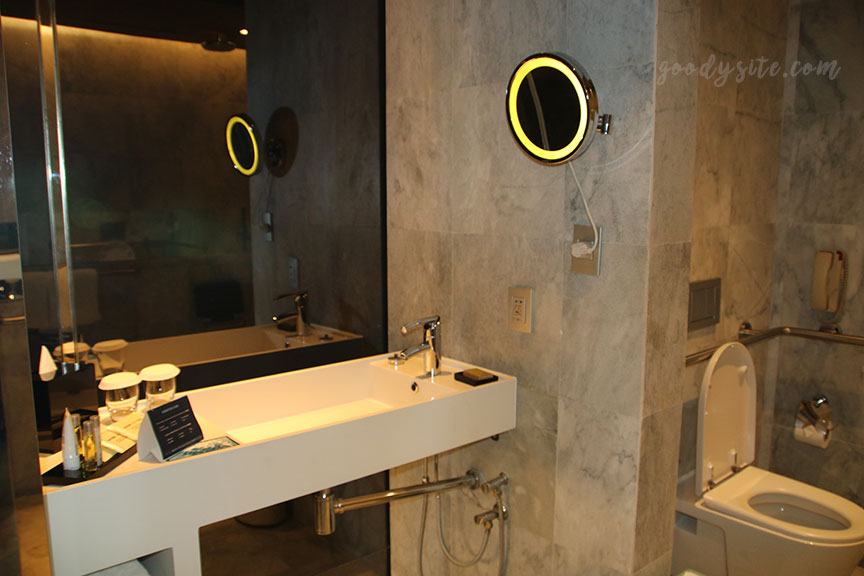 Hilton2 โรงแรมฮิลตัน ห้องพัก