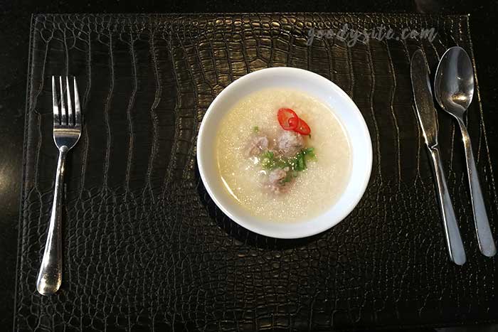 Hotel Vista 2: The Food