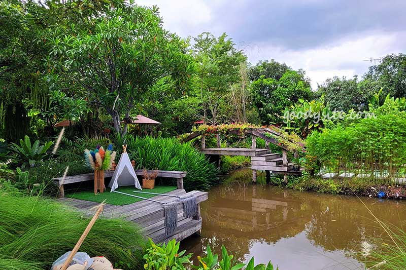 ร้านนาดิน คาเฟ่