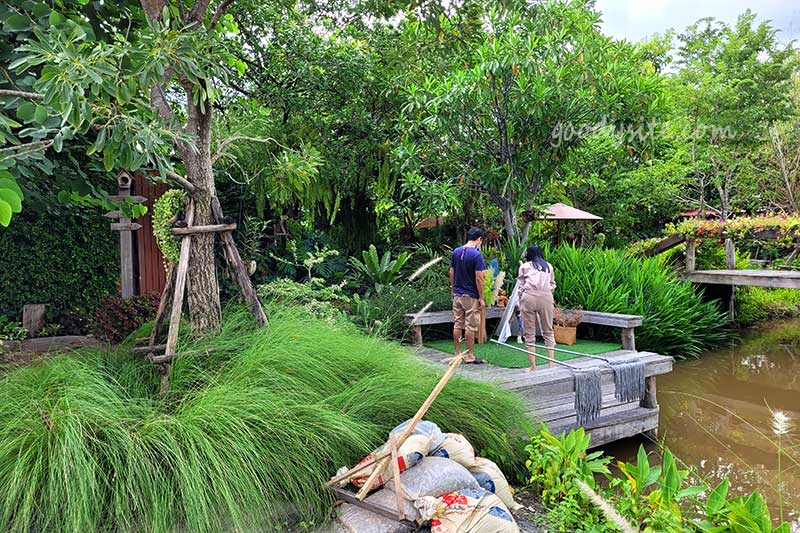 ร้านนาดิน คาเฟ่