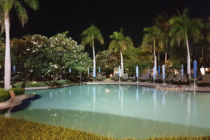 ทำบุญคุณยาย 5 ที่พัก 4 Dusit-Night Time