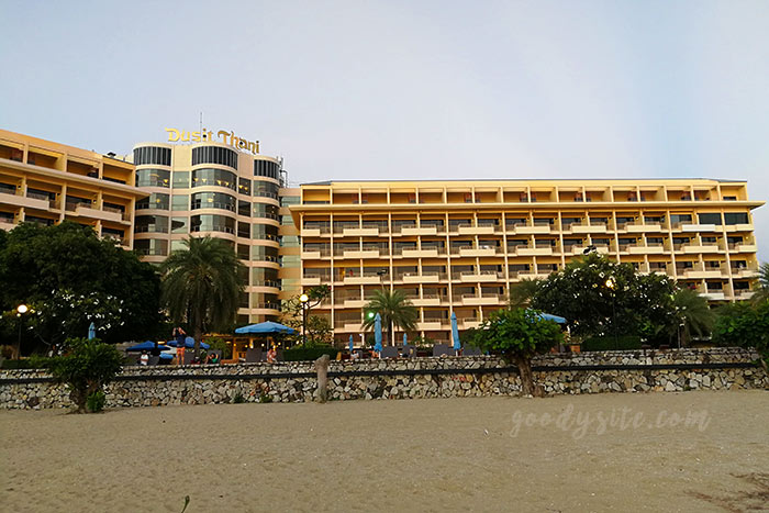 ทำบุญคุณยาย 5 ที่พัก 4 Dusit-Night Time