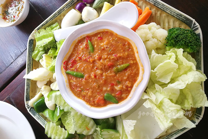 ทำบุญคุณยาย 6 มื้อกลางวันที่ปูเป็น