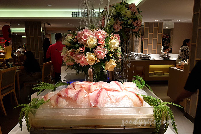 ทำบุญคุณยาย 3 ที่พัก 2 M Hotel