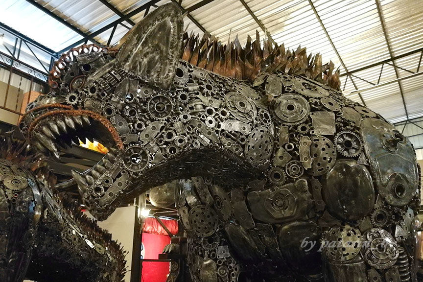 Pattaya 7 Metal Art Gallery ศรีราชา