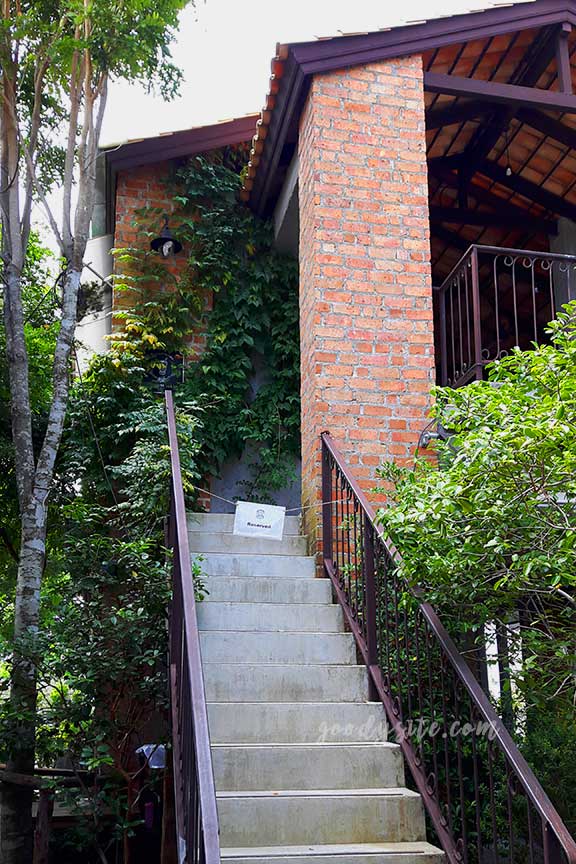 พัทยา-เกาะไผ่ 2: Ala Campagne (อะลาคอมปาณย์)