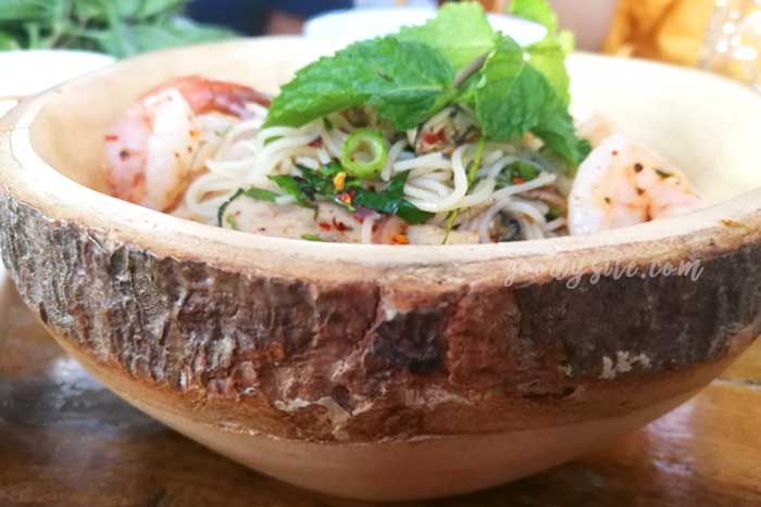 ร้านอาหารเฝอตี้นาย (Photynine)