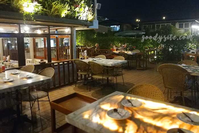 ร้านอาหารเฝอตี้นาย (Photynine)