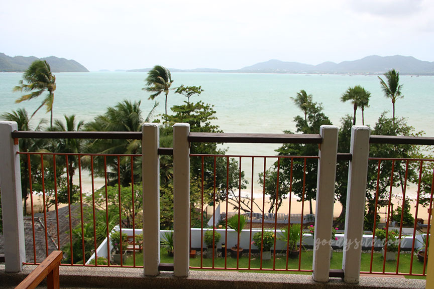 ภูเก็ต 4 โรงแรม By The Sea