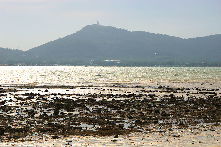ภูเก็ต 4 โรงแรม By The Sea