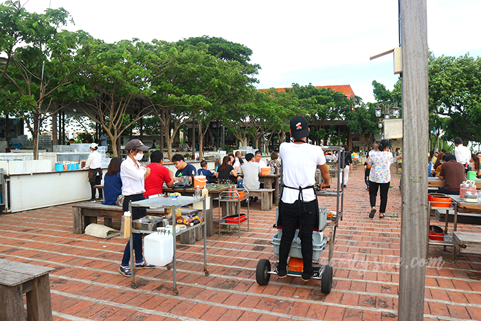 ร้านอาหารสายลม บางปู วิวดี อาหารอร่อย