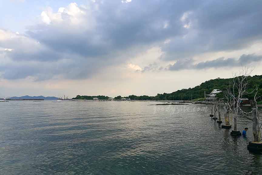 พัทยา-สีชัง 4 ที่พักเกาะสีชัง ริมทะเลรีสอร์ท สำเภาเงิน