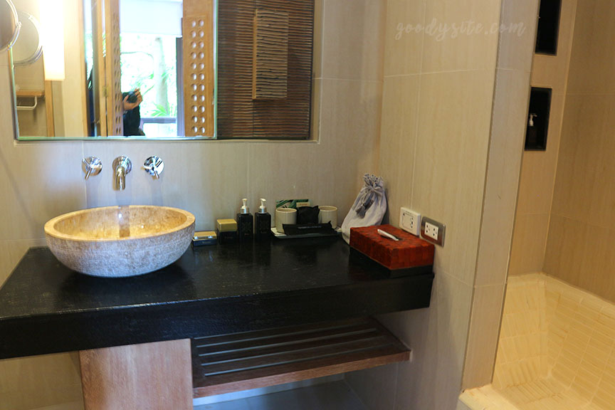 ภูเก็ต 7 โรงแรมศรีพันวา