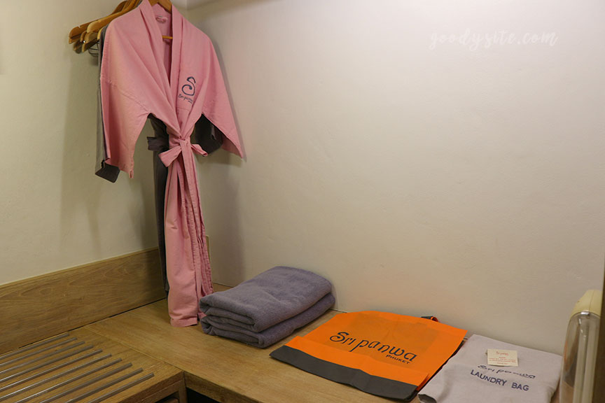ภูเก็ต 7 โรงแรมศรีพันวา